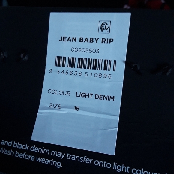 City Chic High Rise Rip Jean light denim wash Size 16 - Picture 11 of 12